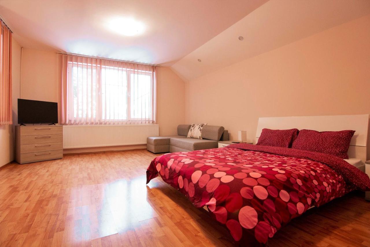 Privilegio 148 Sambata Sîmbăta de Sus Bagian luar foto